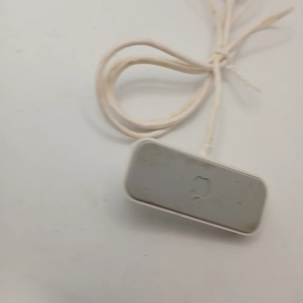 Apple iPod Shuffle 2nd Gen A1204 Silver / Gray -  MP3 Player Vintage  Untested - Picture 9 of 12